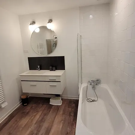 Le De L'epicier 公寓